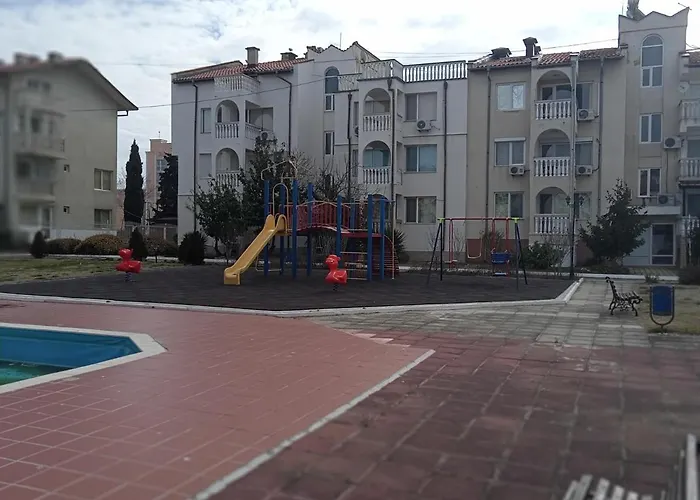 браво Апартаменты *